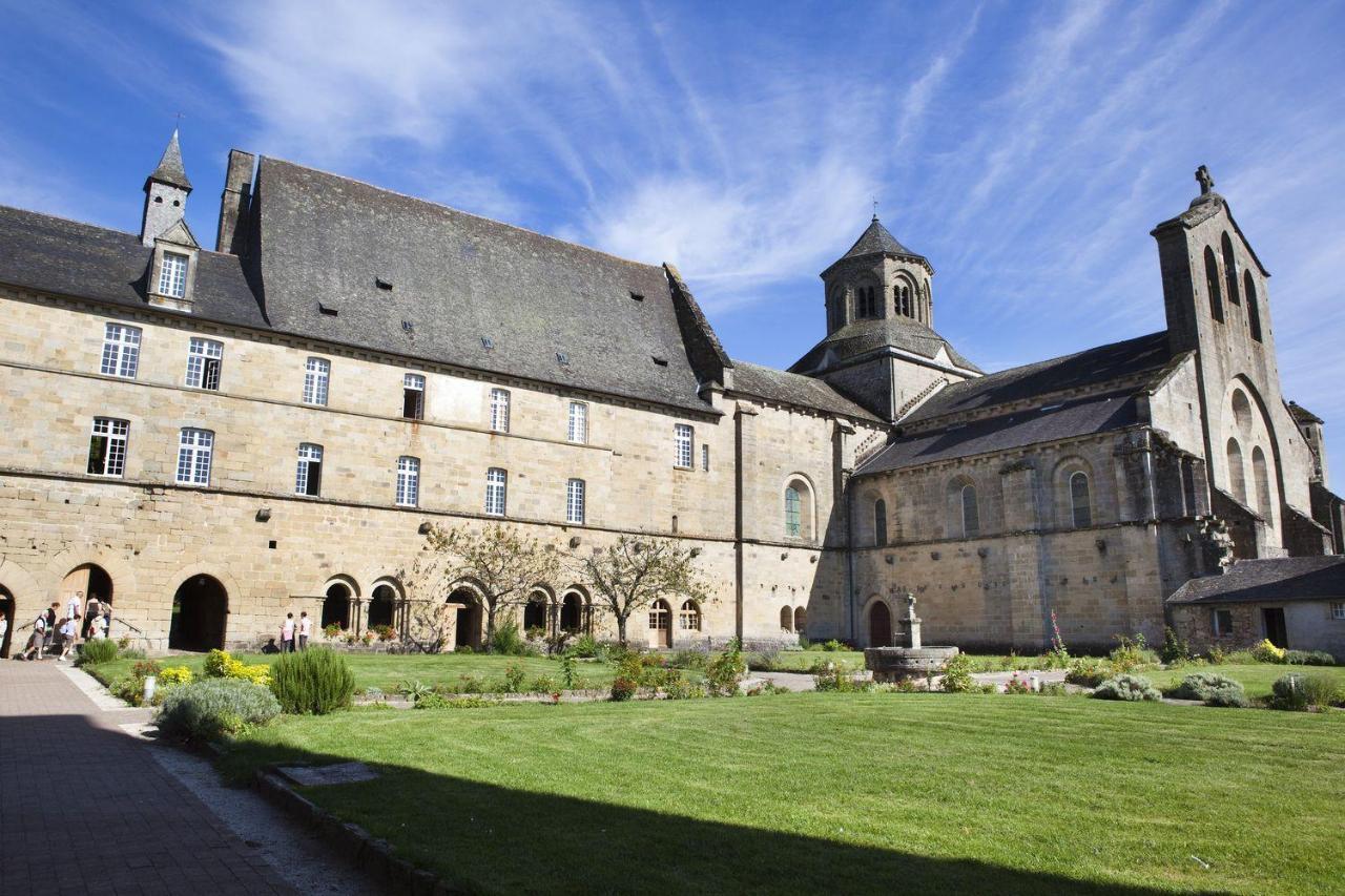 B&B Le Saut De La Bergere Aubazines Exterior foto